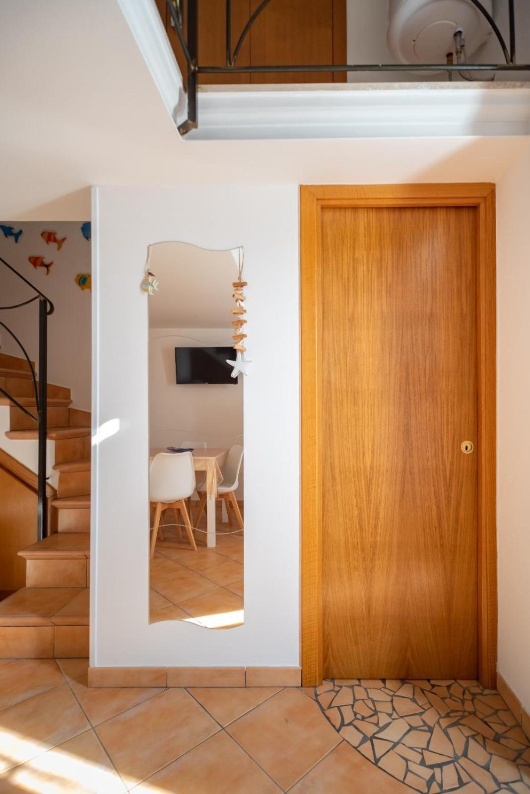 Casa Vacanze "Il Baffo E Il Mare" Cetara Esterno foto