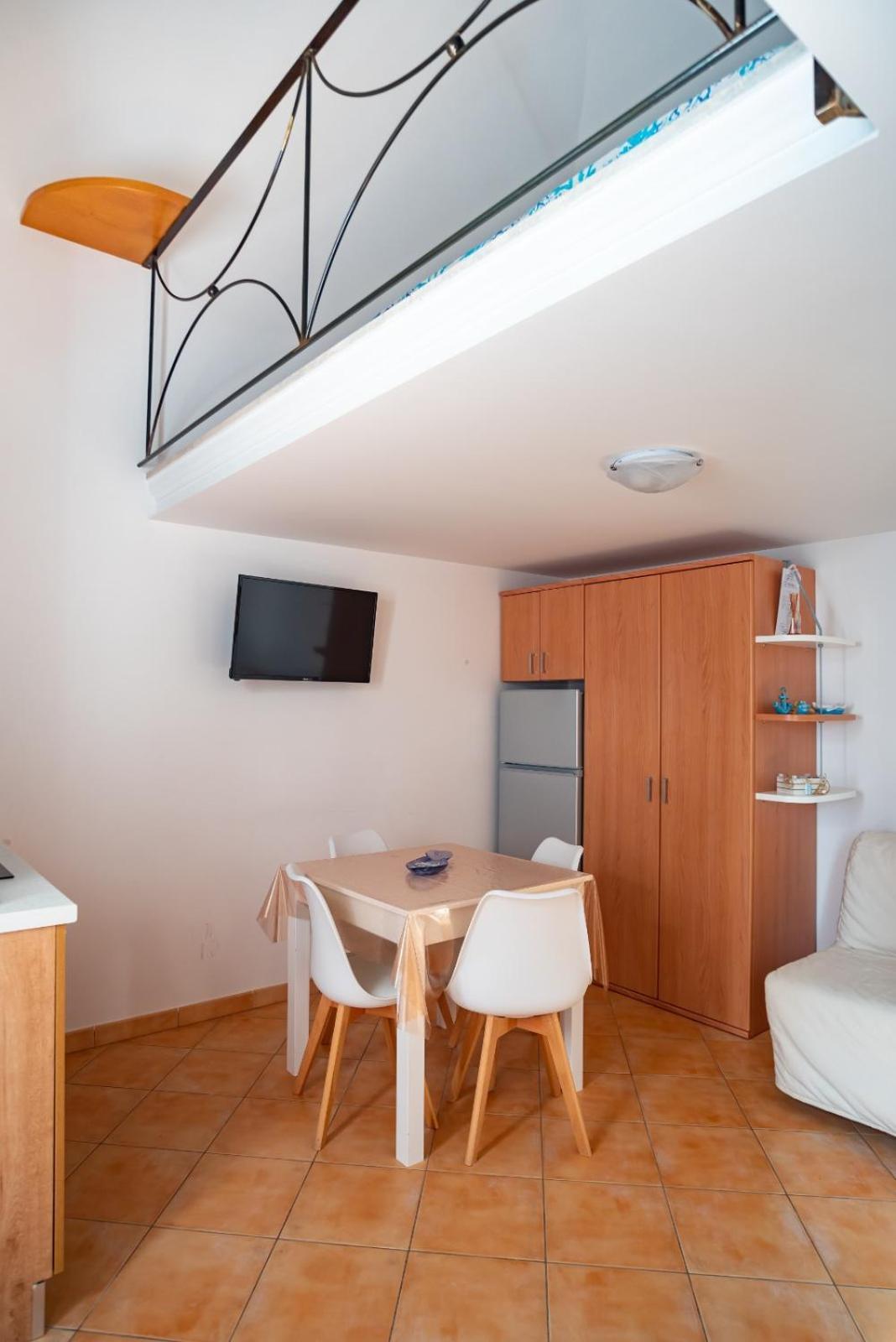 Casa Vacanze "Il Baffo E Il Mare" Cetara Esterno foto